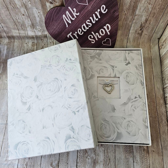 Our Wedding Memories and Photo Album, White - Picture 1 of 12